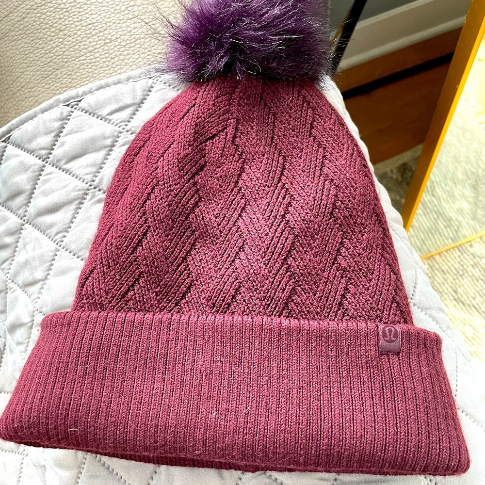Lululemon beanie